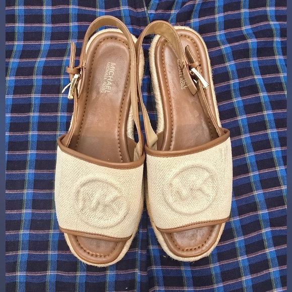 Michael Kors Women’s Royce Slide Sandals MK Logo Signature 7M No Box. - Picture 1 of 9